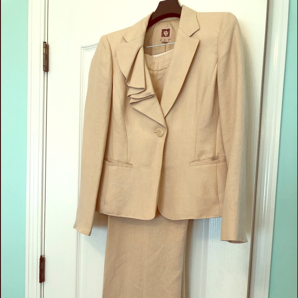 Anne Klein linen suit.